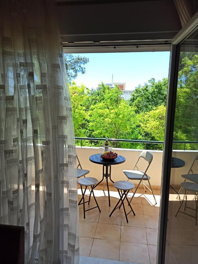 1 Bedroom Apartment In Nea Kallikrateia Esterno foto