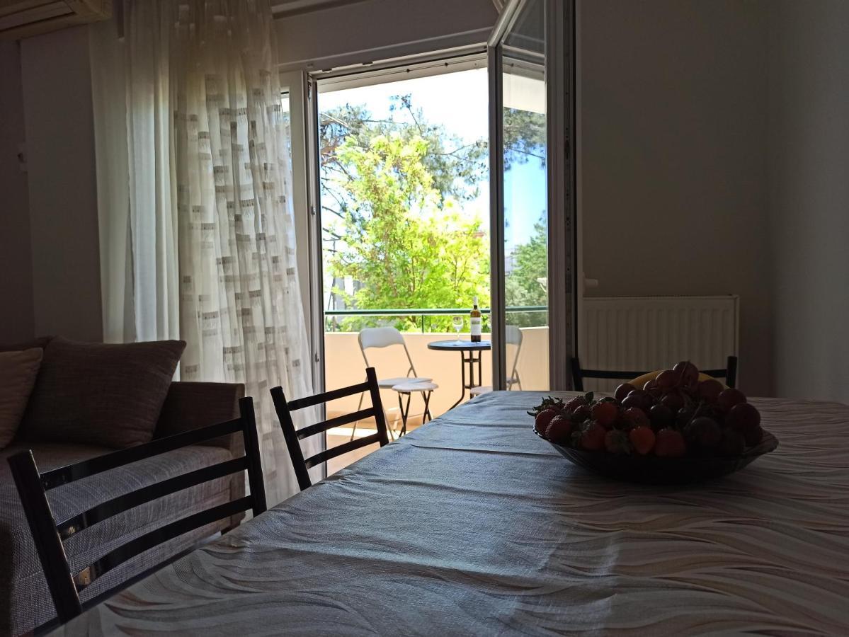 1 Bedroom Apartment In Nea Kallikrateia Esterno foto