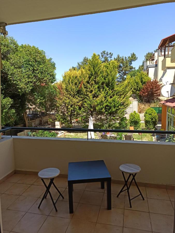 1 Bedroom Apartment In Nea Kallikrateia Esterno foto